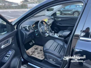  18 MG-HES / Plug In Hybrid Full 2022