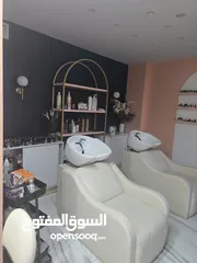  6 صالون نسائي