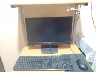  1 Pc I7 For Sell With Screen , all wires   mouse & keyboard