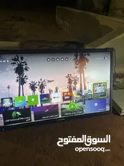  3 اكس بوكس ون S الجهاز توب نظافة مع أيد واحدة اصلية وعليه ألعاب مثل جئ تي أي وBees  ومافيا الجزئين