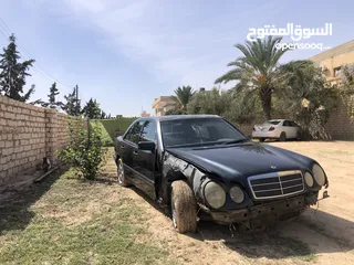  8 شراء سيارات التي بها حوادث فقط من جميع انحاء ليبيا