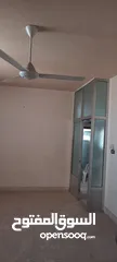  18 منزل للبيع