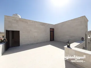  35 شقة مساحة 185متر مع روف (دوبليكس) وتراس باطلاله مميزة في شفا بدران للبيع من المالك
