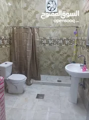 2 منزل مستقل قريب على جميع الخدمات من المالك مباشرة