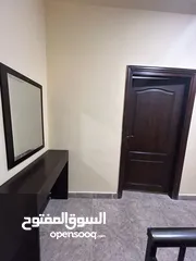  9 شاليه استثماري للبيع