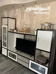  1 واجهة معيشه خشب نظيفه جدا جدا