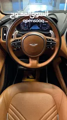  6 Aston martin 2021 DBX