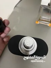  2 عطور اصليات فاضية للبيع