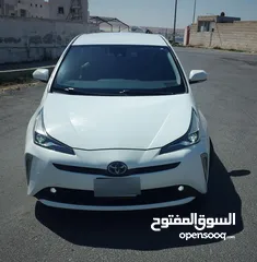  1 تويوتا بريوس 2022 XLE فحص كامل فل ما عدا الفتحة صنف بيرسونا TOYOTA PRIUS 2022 XLE FULLY LODED