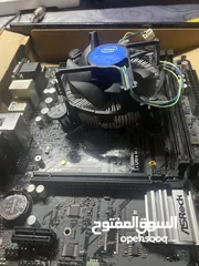  4 اللوحه الام لشركه ASRock