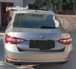  4 سكودا سوبير بنزين 2019 قوه محرك 2000 بجي 4 /4  280حصان تامين وترخيص شامل لعام كامل عداد قليل