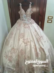  4 فساتين زفاف وخطبة... بدلات زفاف وخطبة وطرحات عروس وتوربان عروس