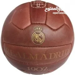  3 مجسمات ملاعب كرة قدم تيشرتات كرة قدم