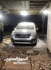  6 بيجو بارتنر فحص الف الف للبيع او البدل