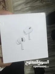  2 سماعات اصلية ابل