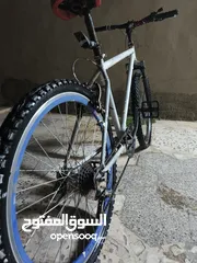  2 دراجه هوائيه  شبه جديد للبيع بسعر مغري دااخل المفرق(بسكليت)