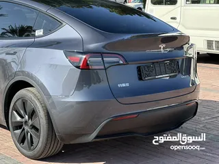  13 TESLA MODEL Y 2024