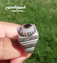  2 خاتم جزع بقري يماني