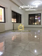  12 شقة فارغة - الجبيهة - 3نوم1ماستر - 350م - ارضية - حديقة - ترس - قرب الخدمات