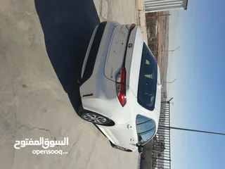  6 تويوتا كورولا وارد أمريكي بطاريه ليثيوم موديل 2021 لون ابيض