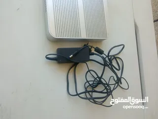  1 mini pc i3-7  مع محول اصلي  واصل