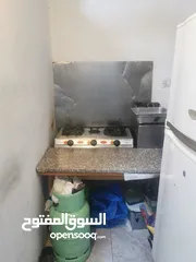  5 عدة مطعم معجنات فتاحة براشة موزريلا مبرشة طاولة مقلى بطاطا ثلاجة فترينه عرض معجنات كولار فريزر