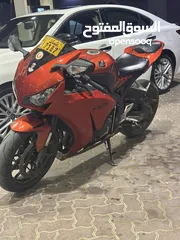  3 HONDA CBR 1000RR