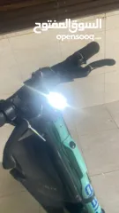  3 سكوتر من نوع تاير مع طاقيه الصليه  و كلشي  48 فولت 15 أمبير