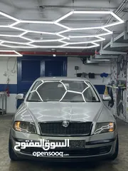  5 سكودا اوكتافيا بنزين اوتماتيك اصل حكومي مطور 1.6 بحالة الوكاله موديل 2007