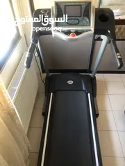  1 تردميل بحالة ممتازة