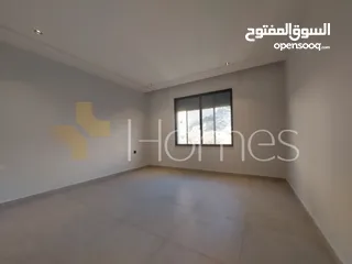  14 شقة اخيرمع روف للبيع في عبدون بمساحة بناء 180م
