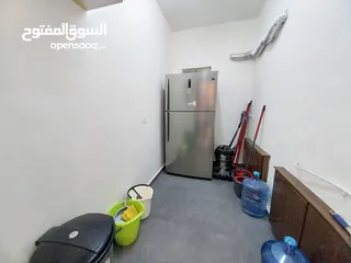  18 شقة للايجار في عبدون  ( Property 32100 )-175072560