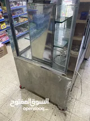  2 ثلاجة عرض مستخدمة