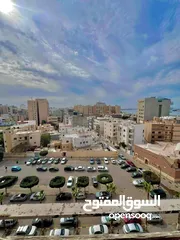  2 شقة في موقع رائع للبيع بجنب وزارة الخارجية وأمام جامع القوزقو "عمارة الزادمة" سابقًا.