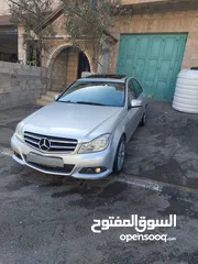  8 مرسيدس للبيع