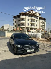  2 مرسيديس E200 فل ولا غرام بوية