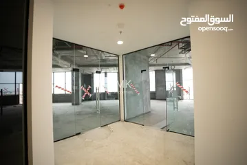  4 مكتب تجاري / تملك حر/ اقامه مدي الحياه