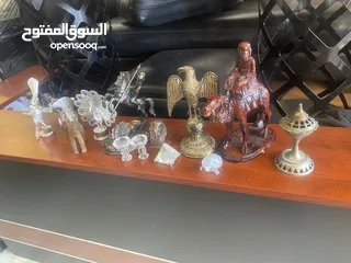  4 قطع انتيكا وتحف