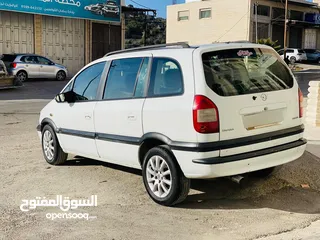  1 اوبل زافيرا 2004