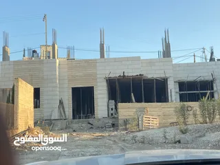  2 شقق بموقع مميز ببيت ايبا