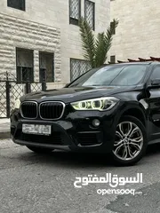  3 BMW x1 sDrive 20i 2017 Blackout Original full option excellent condition