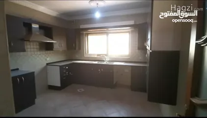  1 شقة غير مفروشة للإيجار 200م2 ( Property 14717 ) سنوي فقط