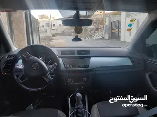  1 سكودا فابيا 2019. ترخيص 2018 اتومات ولا غرام بوية