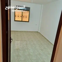  11 بيت مستقل للإيجار