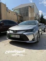  4 استأجره الان تويوتا كورولا هايبرد موديلات 2025 فل كامل الاضافات وكالة للايجار الان بأسعار تنافسية