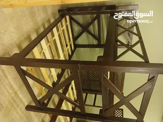  36 تخوت طابقين مع تخت اضافي من الأسفل مع درج وجوارير وارفف من وسط التخت سرير شبابي وأسرة سرير