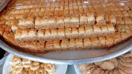  1 حلويات  شعبيه اثنين كيلو معمول بخمسه دنانير