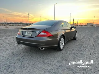  4 مرسيدس CLS 280 في قمة النظافة