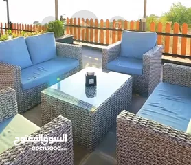  5 اطقم راتان خارجي   طاوله وكراسي وكنب وطاوله للبيع بسعر مغري يوجد 30 طاوله مع كراسي  وستة اطقم كنب