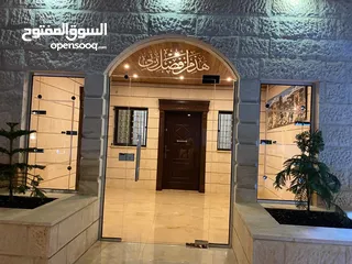  1 بيت طابقين للبيع